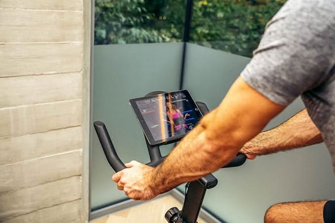 Echelon Connect Sport ECH-SPORT Bike Indoor Cardio Cycling 32 Resistance Levels